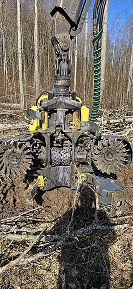John Deere 1470G 22 of 24