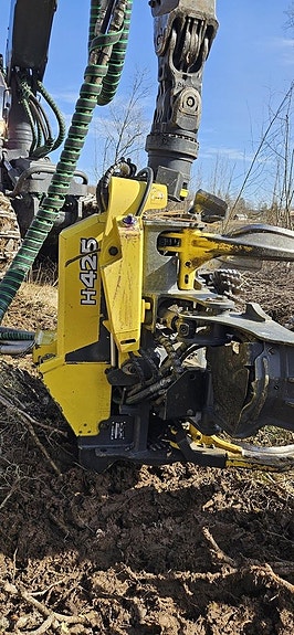 John Deere 1470G 10 of 24