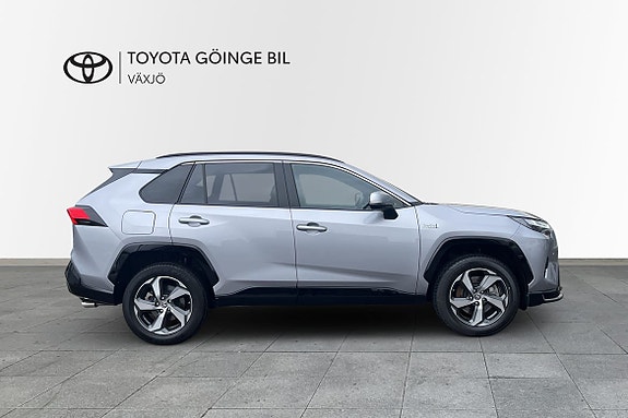 Toyota RAV4 18 of 22