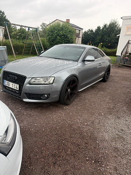 Audi A5 2 of 5