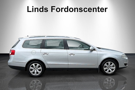 Volkswagen Passat 4 of 8