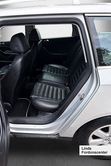 Volkswagen Passat 7 of 8