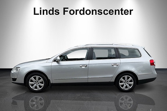 Volkswagen Passat 2 of 8