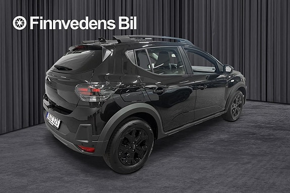 Dacia Sandero Stepway 3 of 5