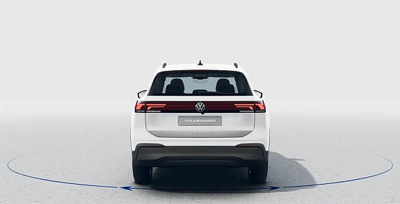 Volkswagen Tiguan 4 of 5