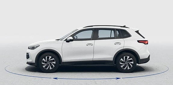Volkswagen Tiguan 2 of 5