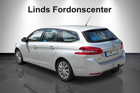 Peugeot 308 SW 5 of 5