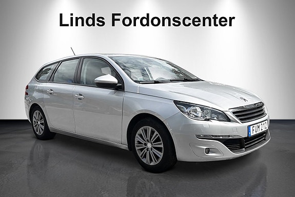 Peugeot 308 SW 3 of 5