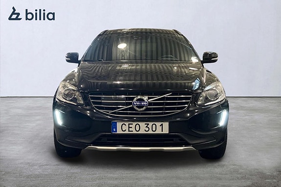 Volvo XC60 18 of 21