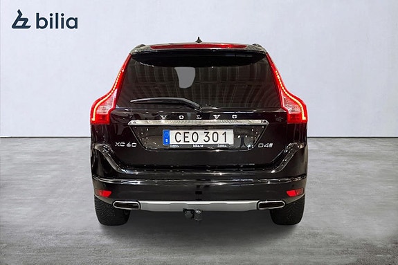 Volvo XC60 17 of 21