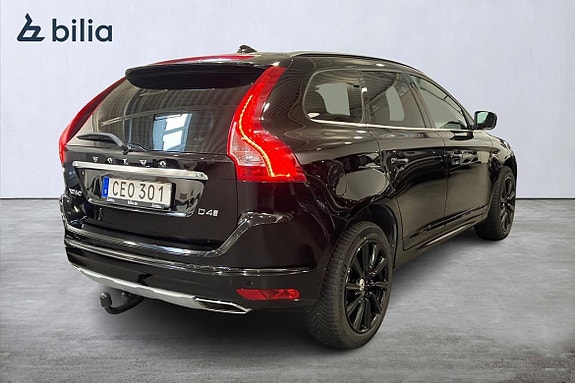 Volvo XC60 11 of 21