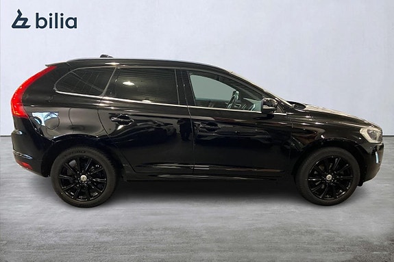 Volvo XC60 10 of 21