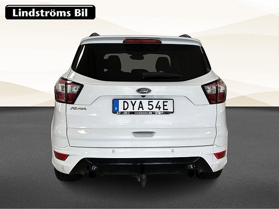 Ford Kuga 7 of 18