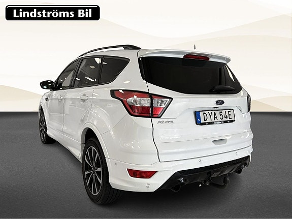 Ford Kuga 4 of 18