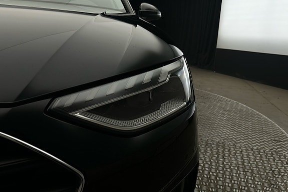 Audi A4 11 of 26