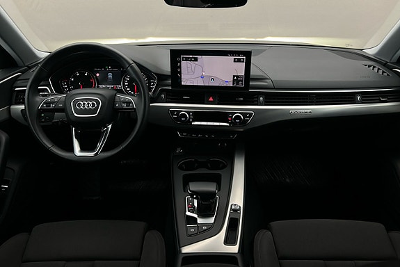 Audi A4 6 of 26