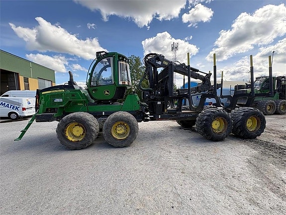 John Deere 1510G 2 of 24