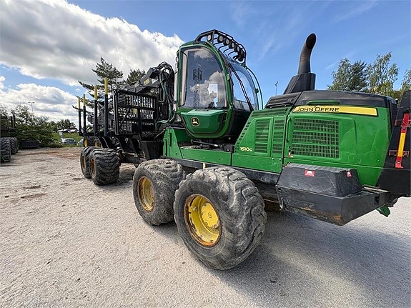 John Deere 1510G 14 of 24