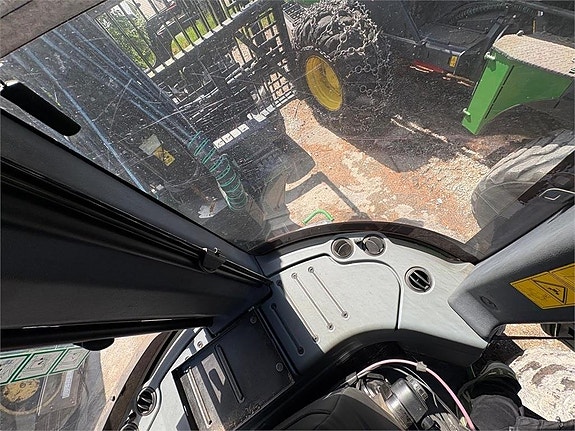 John Deere 1510G 24 of 24