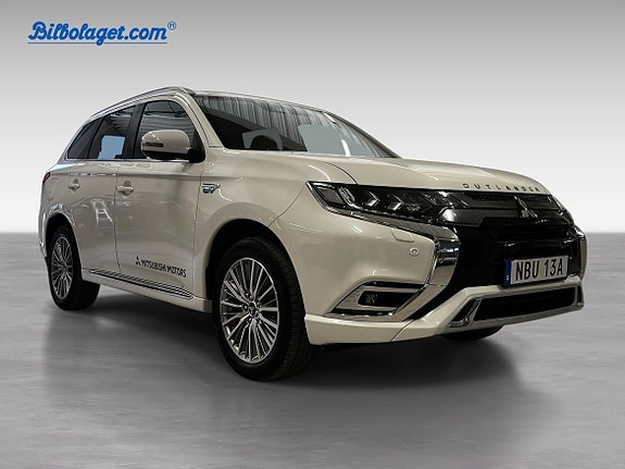 Mitsubishi Outlander 3 of 5
