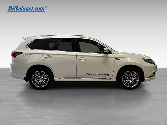 Mitsubishi Outlander 4 of 5