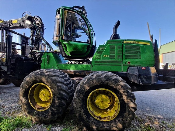 John Deere 1910G 13 of 15