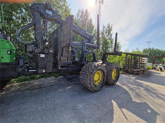 John Deere 1910G 4 of 15