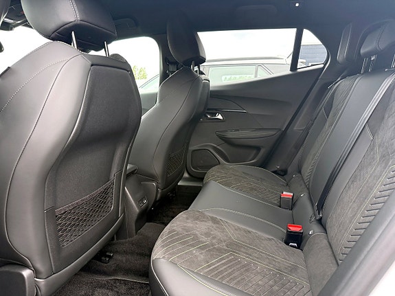 Peugeot 2008 9 of 14