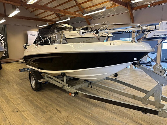 Banta 460 Open - Mercury F50 - Rikligt utrustad med ny motor 4 of 11