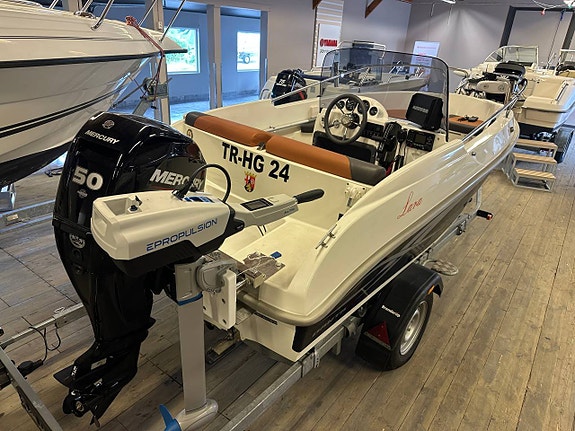 Banta 460 Open - Mercury F50 - Rikligt utrustad med ny motor 5 of 11