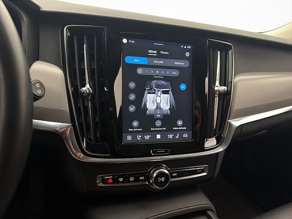 Volvo V90 Cross Country 22 of 30
