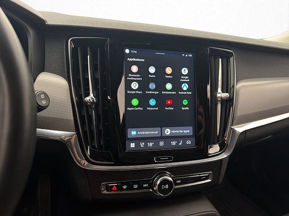 Volvo V90 Cross Country 24 of 30