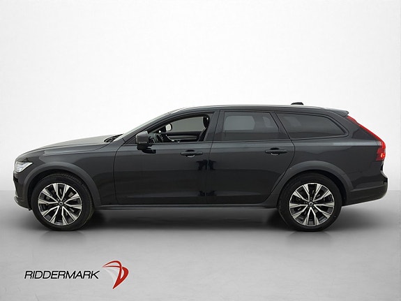Volvo V90 Cross Country 4 of 30