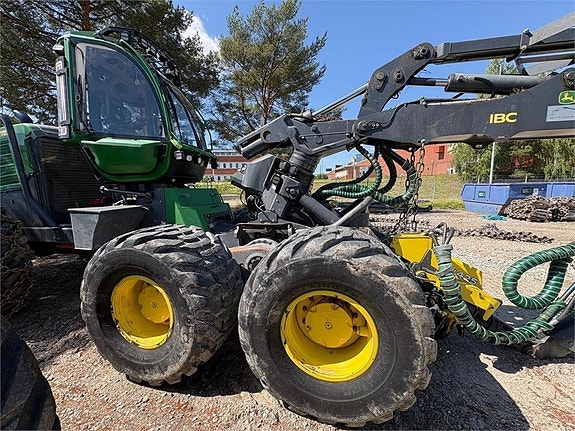 John Deere 1470G 13 of 24