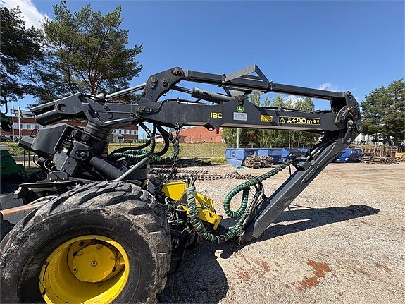 John Deere 1470G 16 of 24