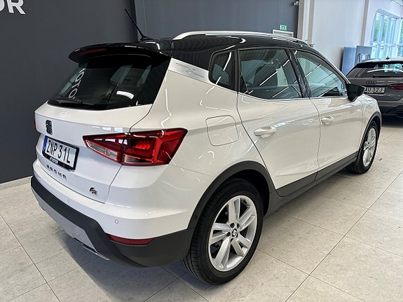 Seat Arona 6 of 20