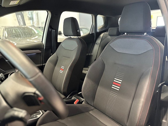 Seat Arona 14 of 20