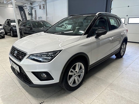 Seat Arona 4 of 5