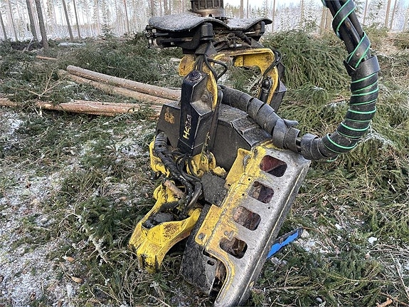 John Deere 1270G 22 of 24