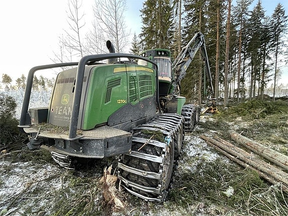 John Deere 1270G 11 of 24
