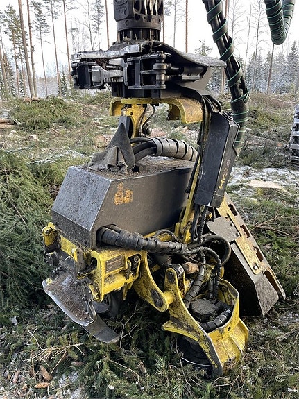 John Deere 1270G 23 of 24