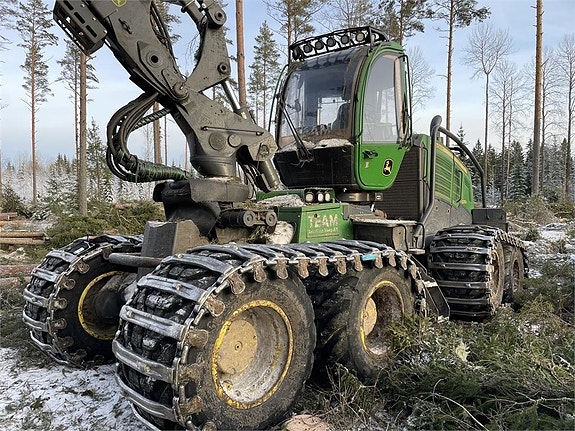 John Deere 1270G 2 of 24