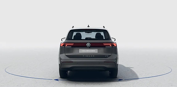 Volkswagen Tiguan 4 of 5
