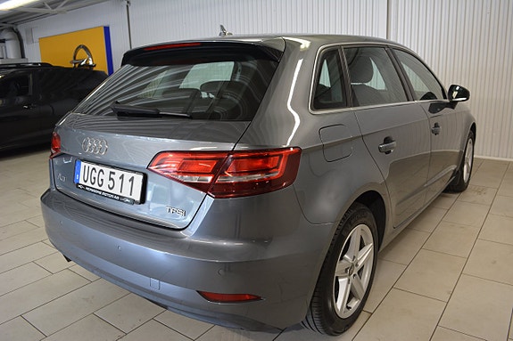 Audi A3 6 of 12