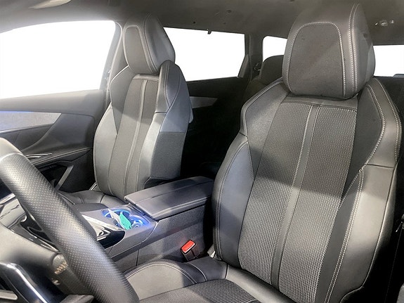 Peugeot 5008 5 of 15