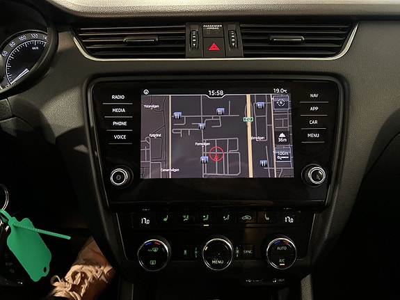Skoda Octavia 15 of 23