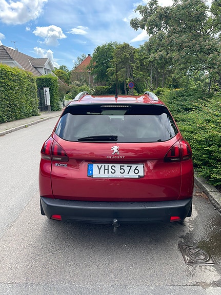 Peugeot 2008 4 of 5