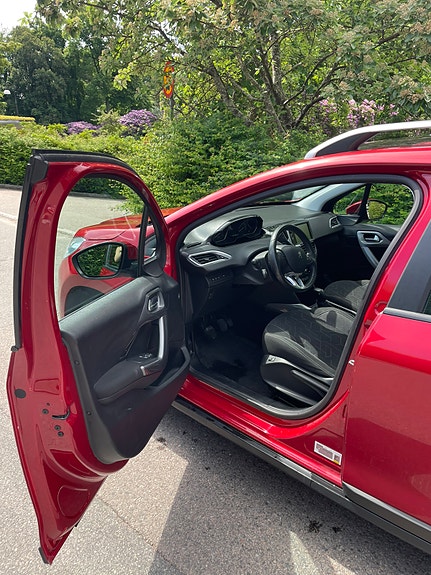 Peugeot 2008 6 of 7