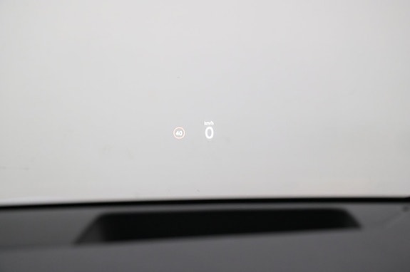 Polestar 3 8 of 27