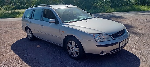 Ford Mondeo 4 of 5